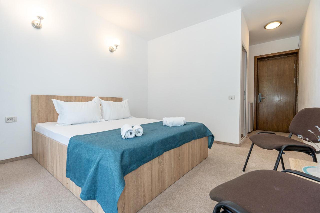 Hotel Irina Venus Buitenkant foto