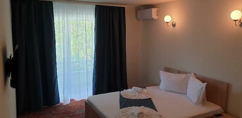 Hotel Irina Venus Buitenkant foto