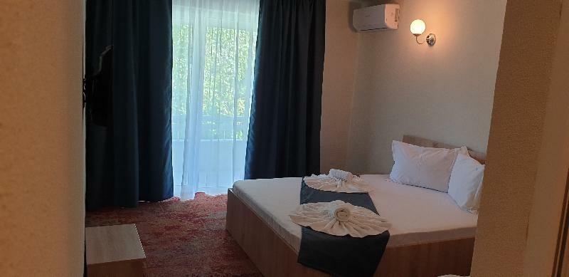 Hotel Irina Venus Buitenkant foto