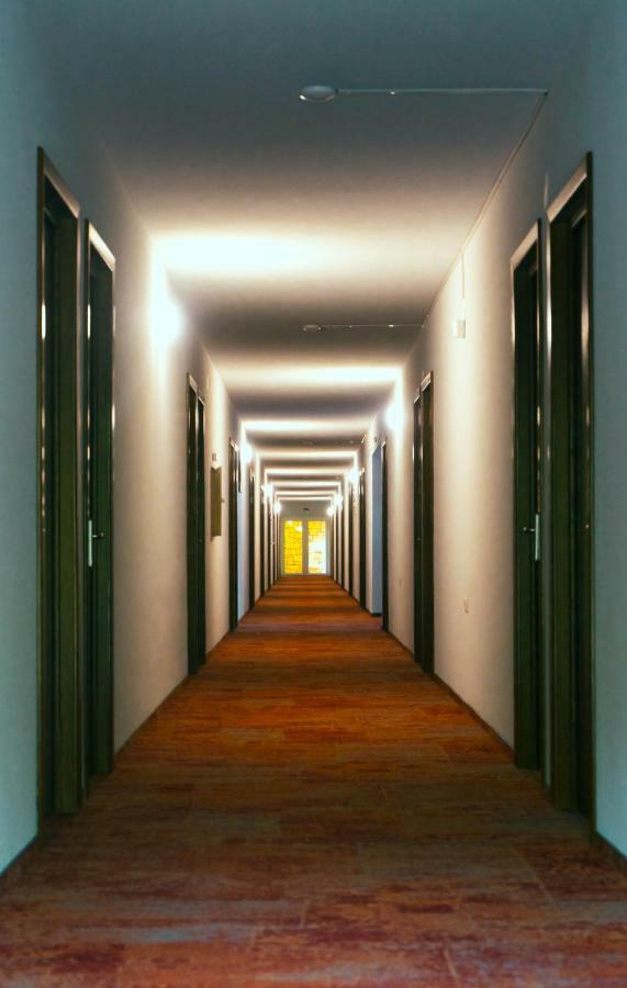 Hotel Irina Venus Buitenkant foto